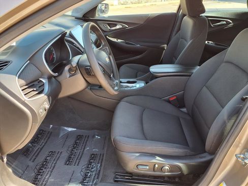 Used 2023 Chevrolet Malibu LT image 17