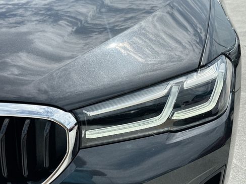 Used 2022 BMW 530i w/ M Sport Package RWD image 31