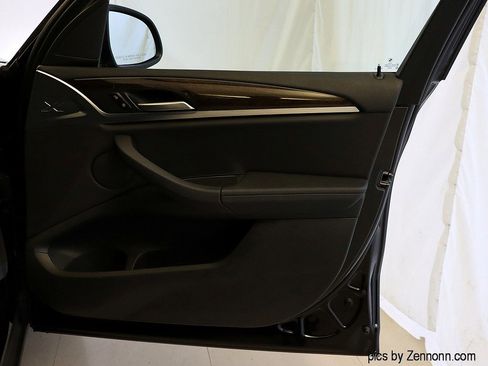 Certified 2024 BMW X3 xDrive30i w/ Premium Package w/ZPA image 33