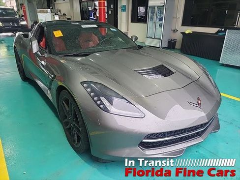 Used 2015 Chevrolet Corvette Stingray Coupe RWD image 2