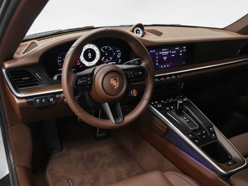 Certified 2026 Porsche 911 Carrera 4S AWD/4WD image 44