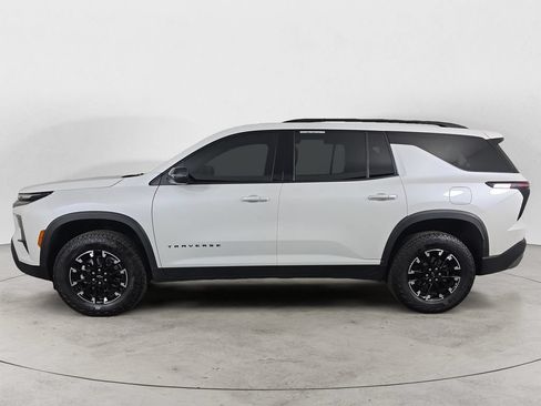 Used 2025 Chevrolet Traverse Z71 AWD/4WD image 8