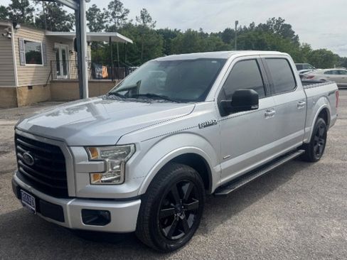 Used 2016 Ford F150 XLT w/ Equipment Group 302A Luxury RWD image 2