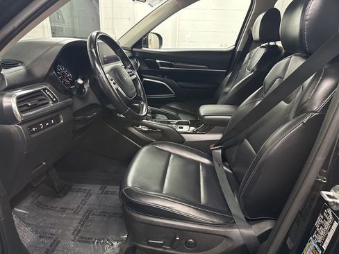 Used 2022 Kia Telluride S AWD/4WD image 19