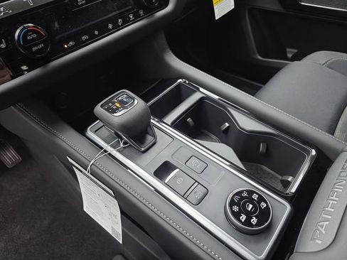 New 2026 Nissan Pathfinder SV image 30