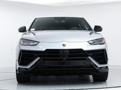 Used 2023 Lamborghini Urus S image 4
