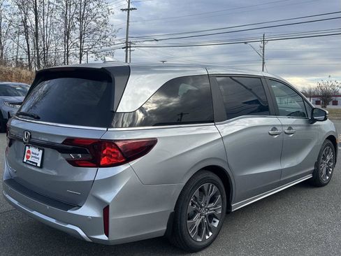 New 2026 Honda Odyssey Elite image 5