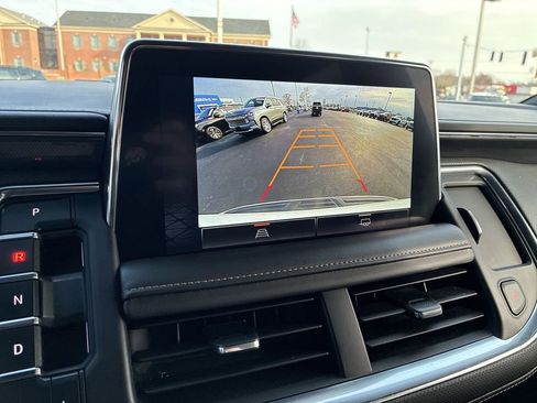 Used 2022 GMC Yukon AT4 image 16