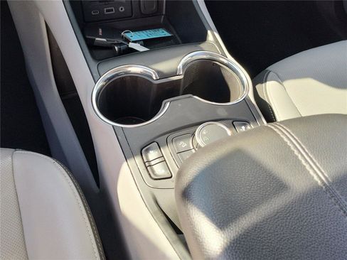 Used 2023 GMC Terrain SLT w/ LPO, Floor Liner Package image 20