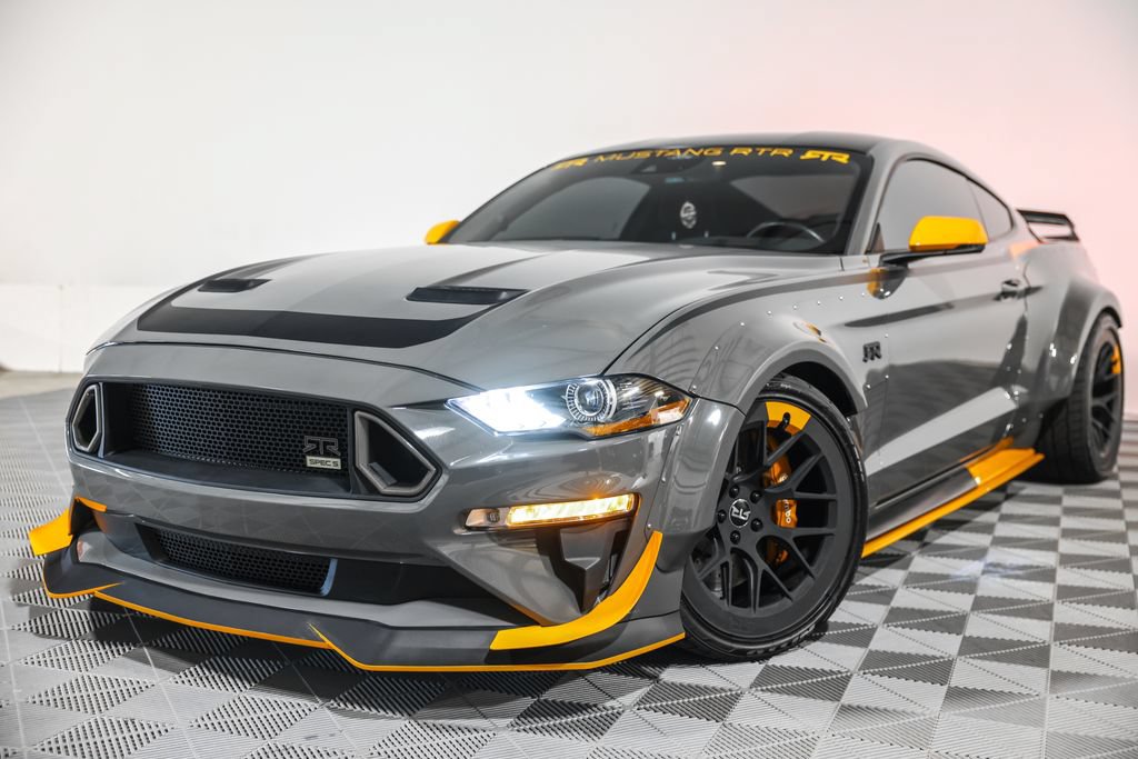 Used 2021 Ford Mustang GT Premium w/ Equipment Group 401A RWD image 10