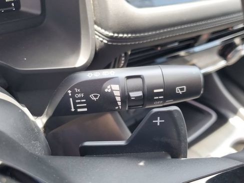 Used 2026 Nissan Rogue SL FWD image 30