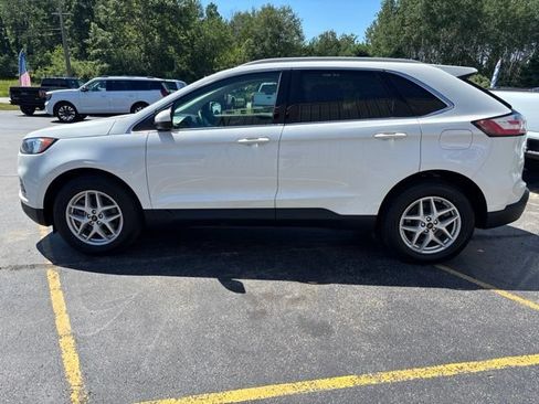 Used 2024 Ford Edge SEL w/ Convenience Package AWD/4WD image 7