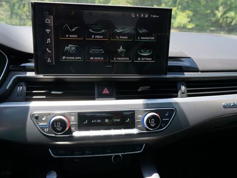 Used 2021 Audi A5 2.0T Premium Plus w/ Premium Plus AWD/4WD image 25