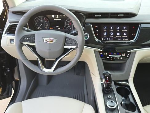New 2025 Cadillac XT6 Premium Luxury w/ Technology Package image 20