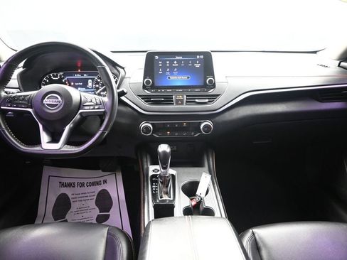 Used 2022 Nissan Altima 2.5 SR FWD image 29