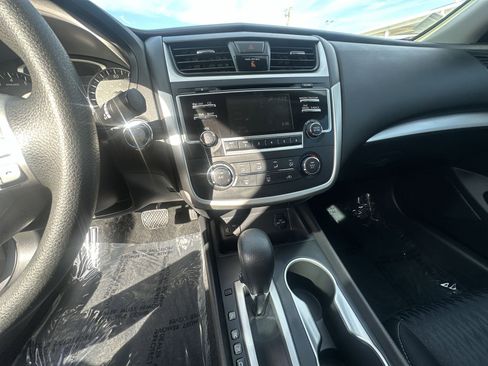 Used 2017 Nissan Altima 2.5 S w/ Power Driver Seat Package image 24
