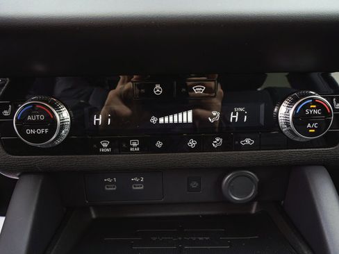 New 2026 Mitsubishi Outlander SE image 29