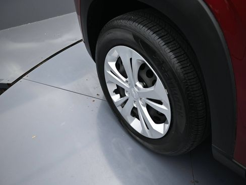Used 2024 Chevrolet Trax LS FWD image 30