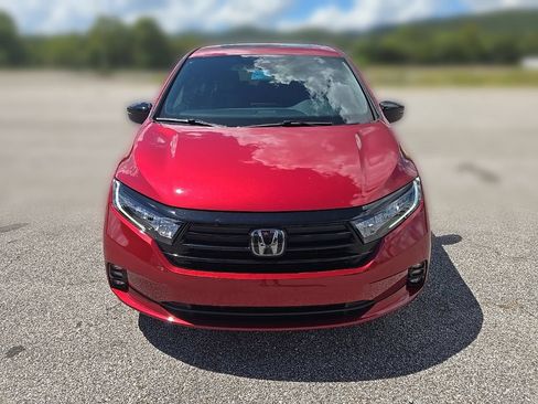 Used 2024 Honda Odyssey Sport image 8