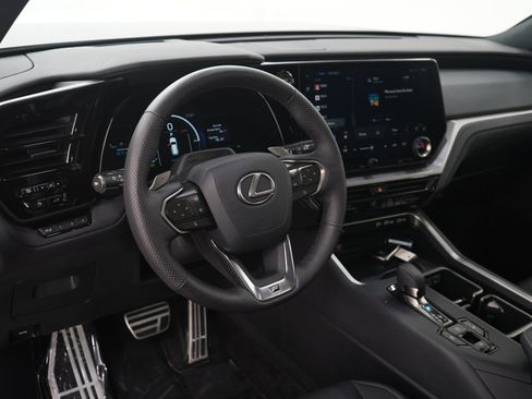 Used 2024 Lexus TX 500h AWD image 26