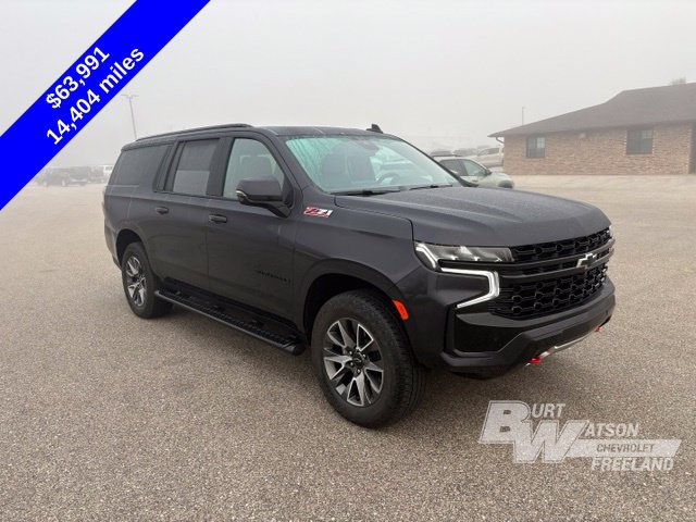 Used 2024 Chevrolet Suburban Z71 w/ Luxury Package AWD/4WD image 9