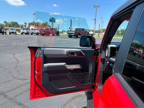 Used 2023 Ford Bronco Black Diamond AWD/4WD image 23