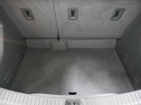 Used 2021 Chevrolet Bolt LT image 23