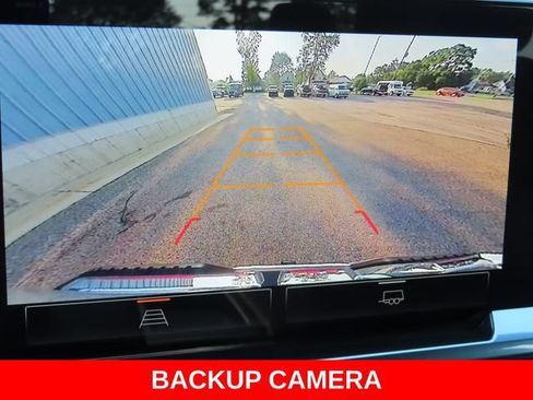 Used 2026 GMC Sierra 3500 SLE w/ SLE Convenience Package AWD/4WD image 4