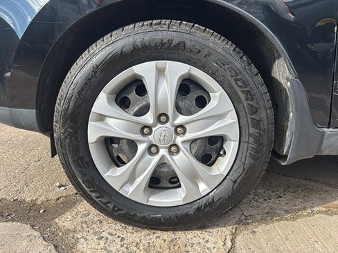 Used 2013 Hyundai Tucson GL image 33