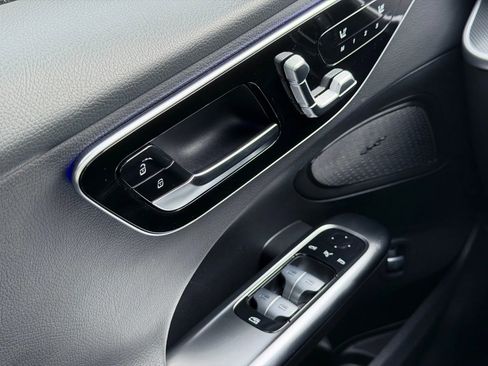 Used 2024 Mercedes-Benz C 300 C 300 Sedan 4D image 73