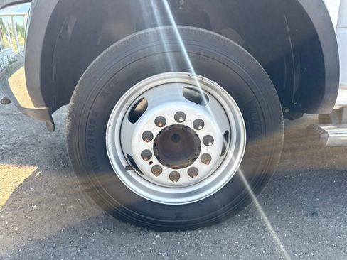 Used 2018 RAM 5500 Tradesman w/ Power & Remote Entry Group image 27