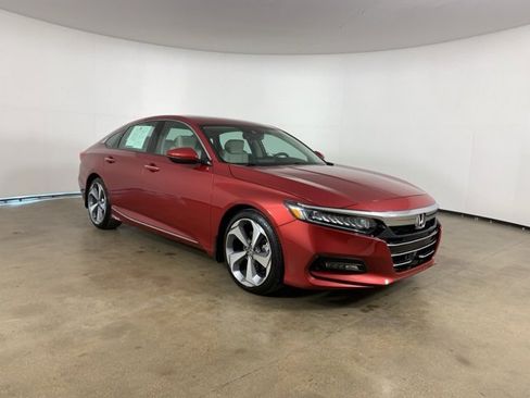 Used 2020 Honda Accord Touring image 5