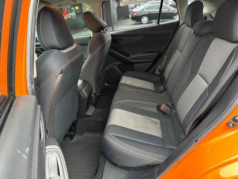 Used 2018 Subaru Crosstrek 2.0i Premium w/ Eyesight System image 16