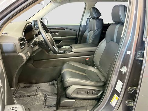 Used 2025 Honda Pilot EX-L image 20