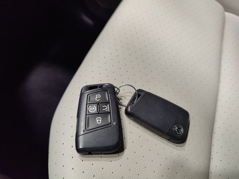 Used 2019 Volkswagen Atlas SEL AWD/4WD image 53