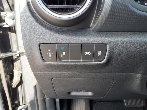 Used 2021 Hyundai Kona Limited w/ Cargo Package image 16