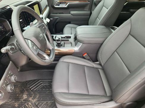 New 2026 Chevrolet Silverado 1500 RST AWD/4WD image 9