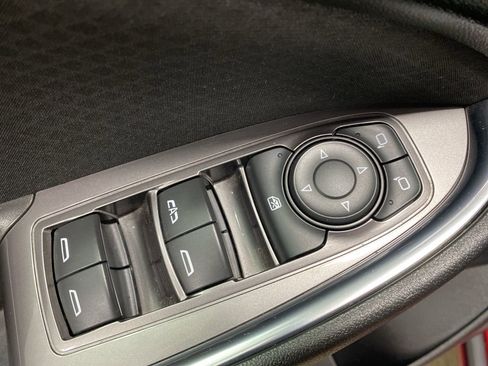 Used 2018 Chevrolet Malibu LT image 28