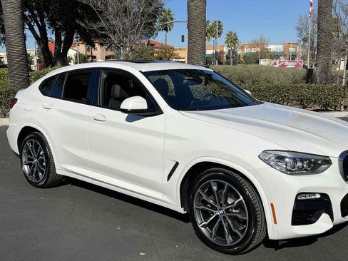 Used 2019 BMW X4 xDrive30i w/ M Sport Package 2 image 33