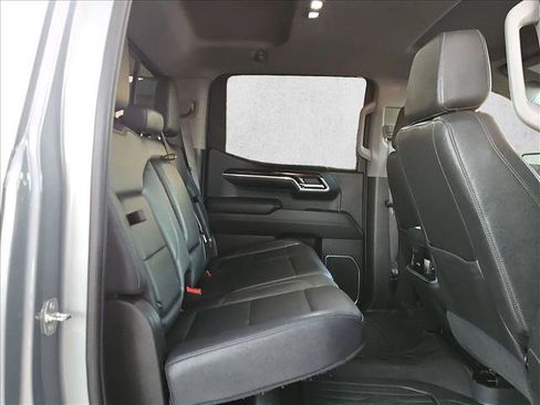 Used 2024 GMC Sierra 1500 SLT AWD/4WD image 15