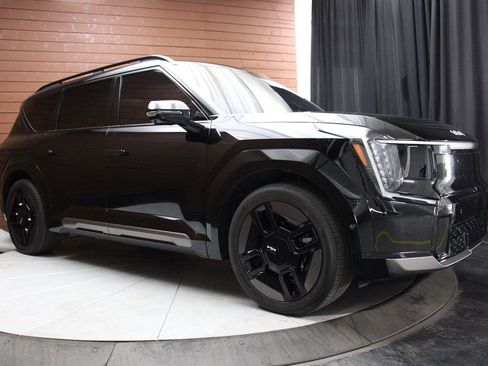 Used 2024 Kia EV9 GT-Line image 15