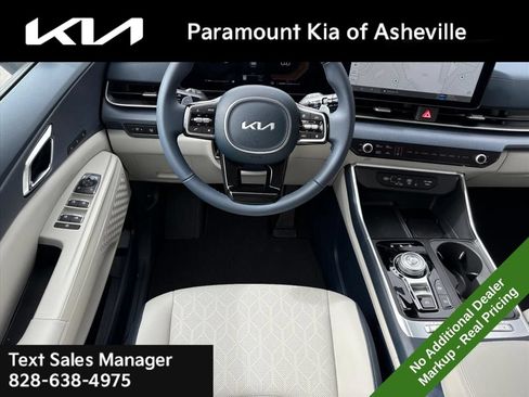 New 2026 Kia Carnival EX FWD image 23
