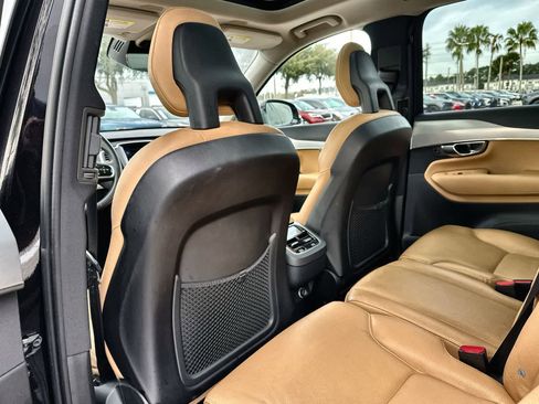 Used 2016 Volvo XC90 T6 Momentum image 12