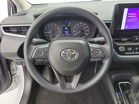 Used 2023 Toyota Corolla LE FWD image 22
