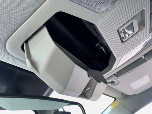 Certified 2025 Toyota RAV4 XLE AWD/4WD image 40