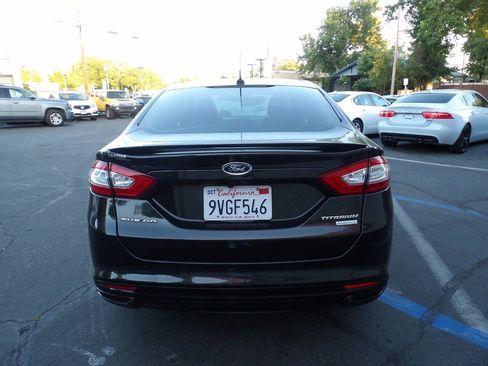 Used 2015 Ford Fusion Titanium FWD image 12