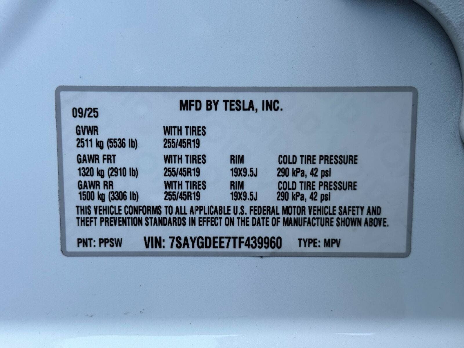 Used 2026 Tesla Model Y Long Range AWD/4WD image 53