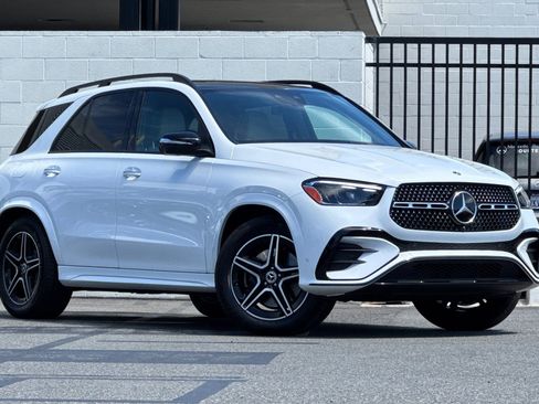 Certified 2026 Mercedes-Benz GLE 450 4MATIC image 2