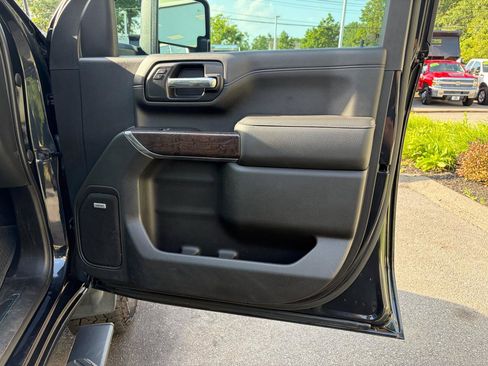 Used 2020 GMC Sierra 2500 Denali w/ Denali Ultimate Package AWD/4WD image 52
