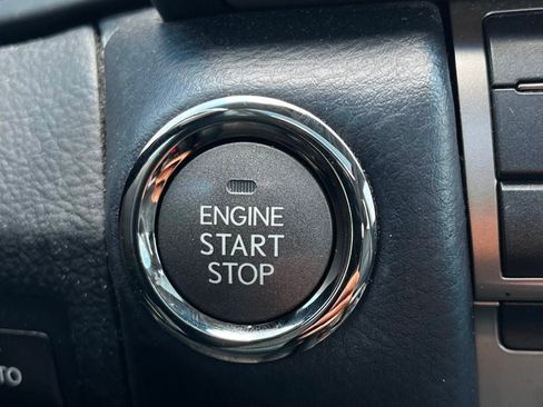 Used 2013 Lexus LS 460 w/ Comfort Pkg RWD image 24